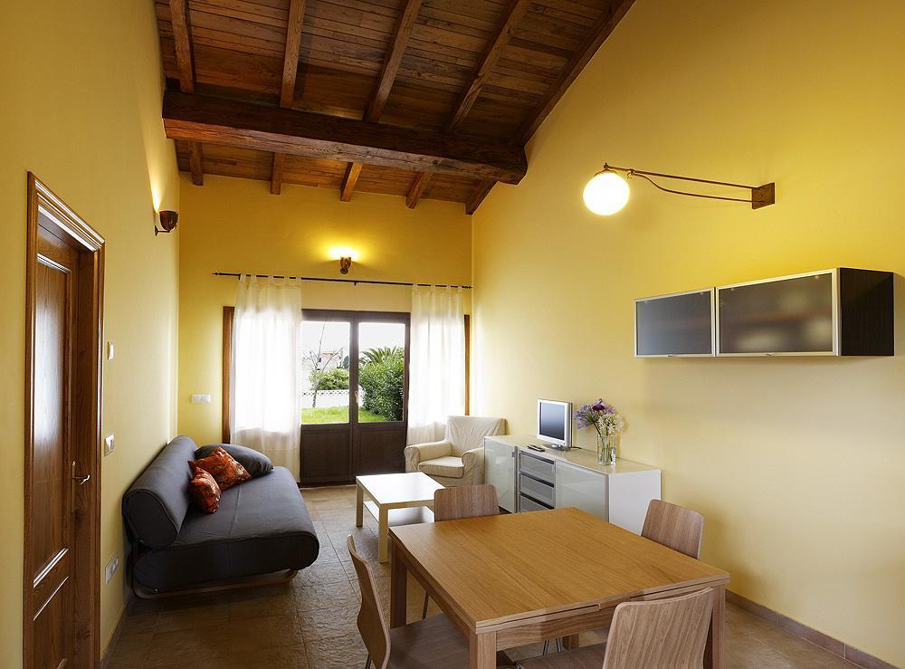 Apartamentos El Guindal Tapia De Casariego Exterior foto