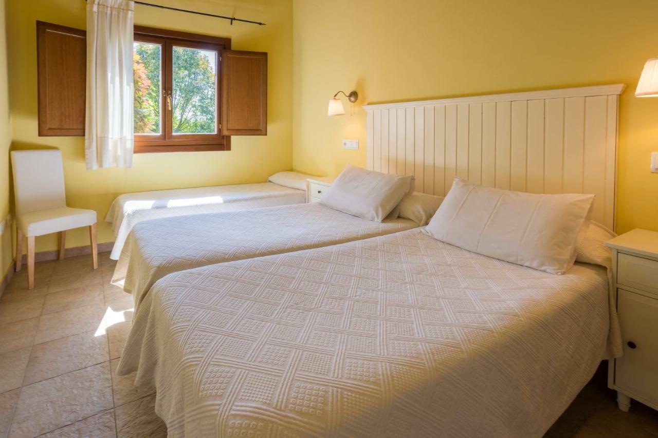 Apartamentos El Guindal Tapia De Casariego Exterior foto